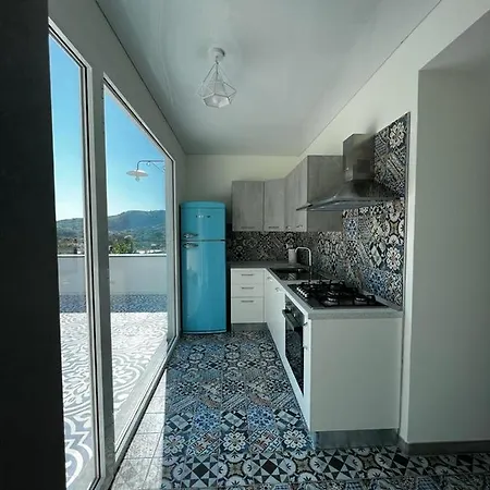 Rosa Apartment *